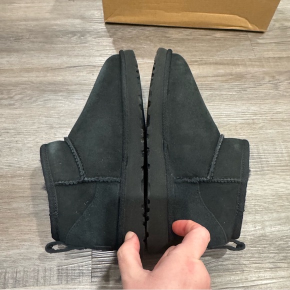 UGG Classic Ultra Mini Black Boots - Picture 8 of 13